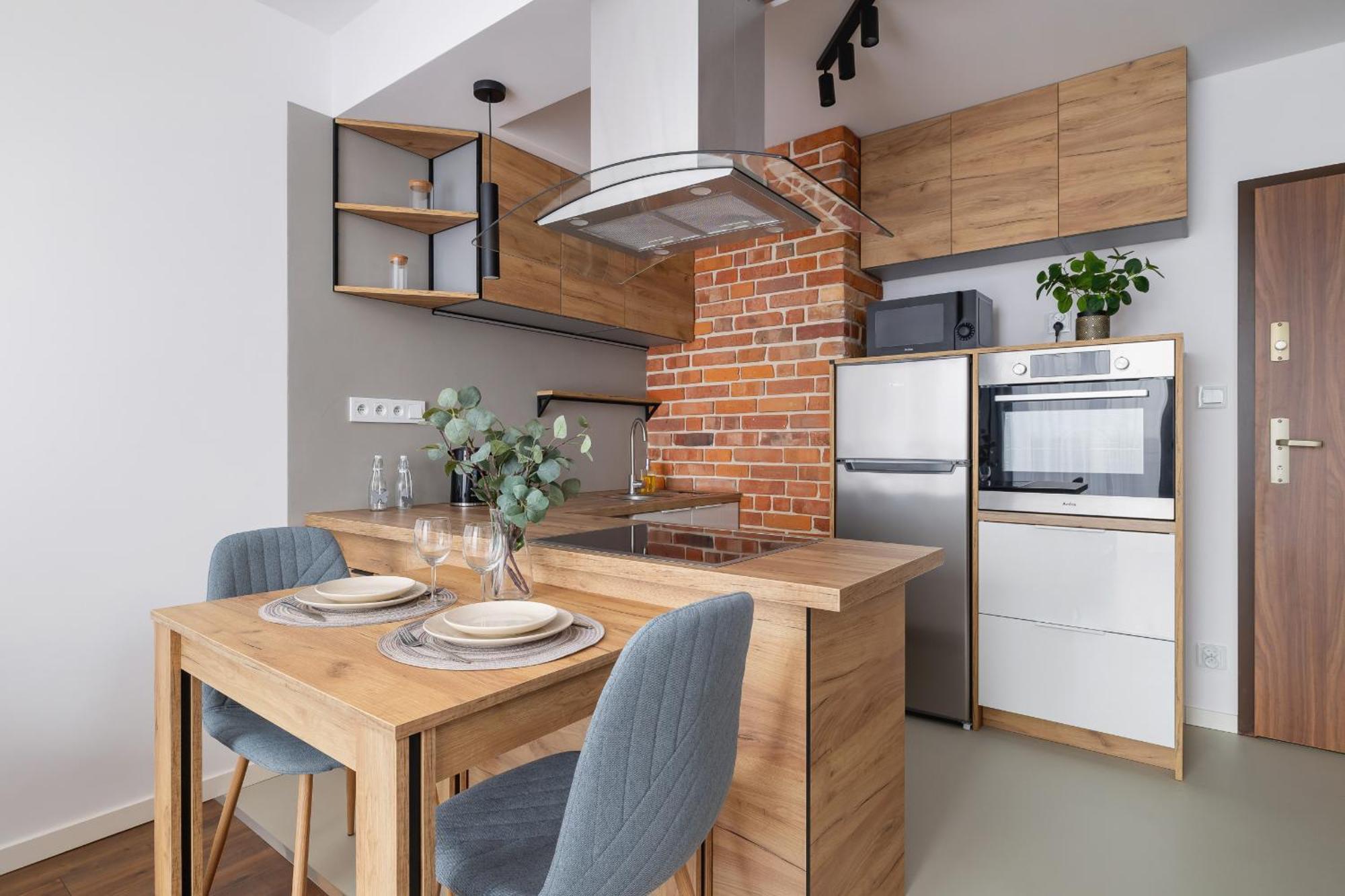 Near Expo Cracow Elegant By Renters Apartment